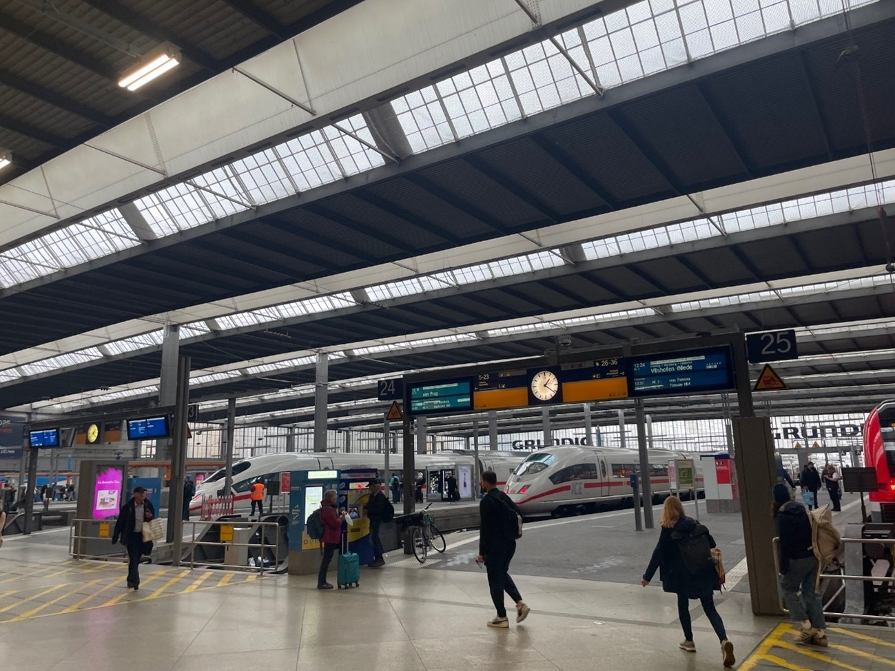 ドイツミュンヘン駅.jpg